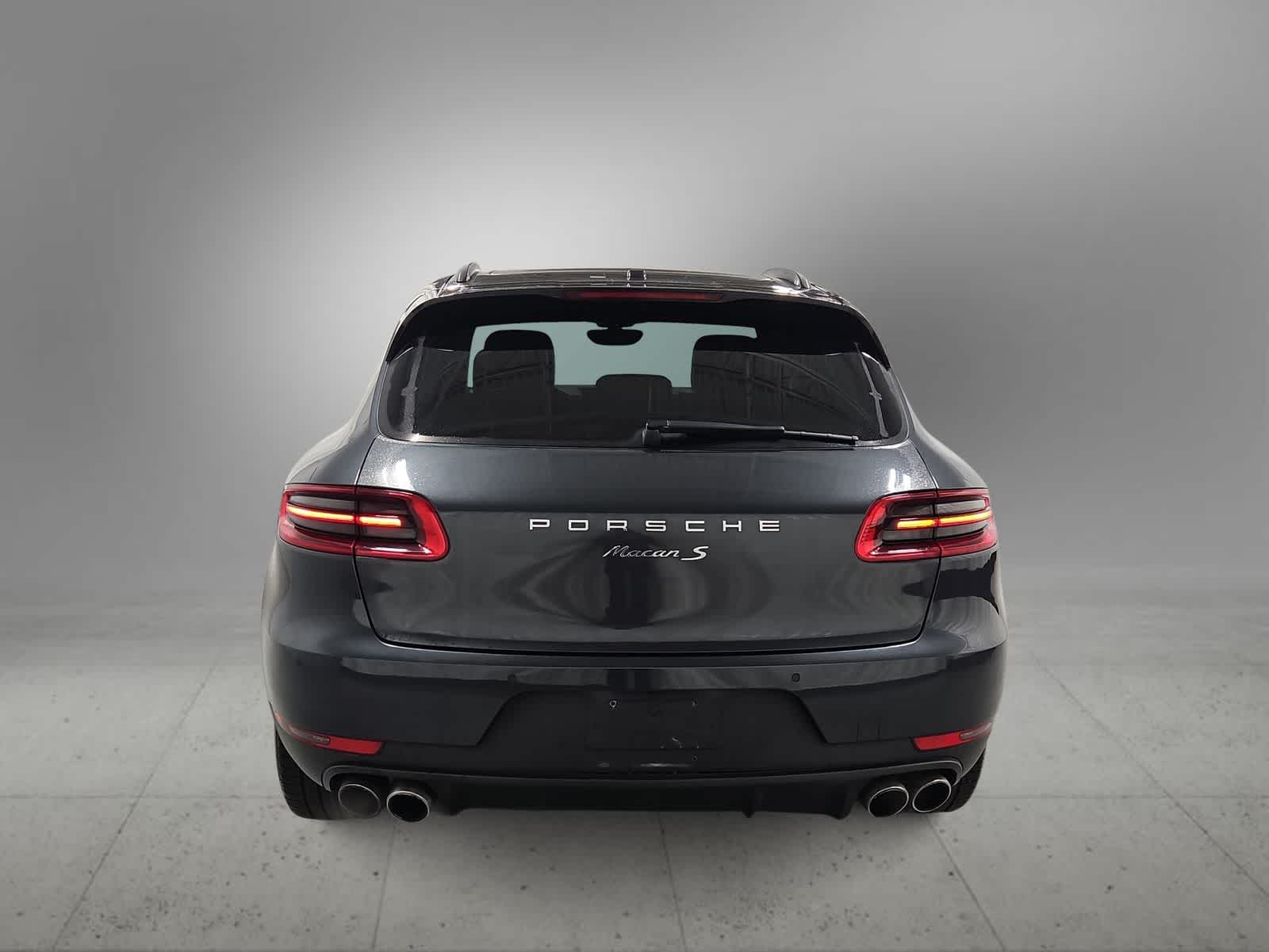 Thumbnail: 2017 Porsche Macan - 7