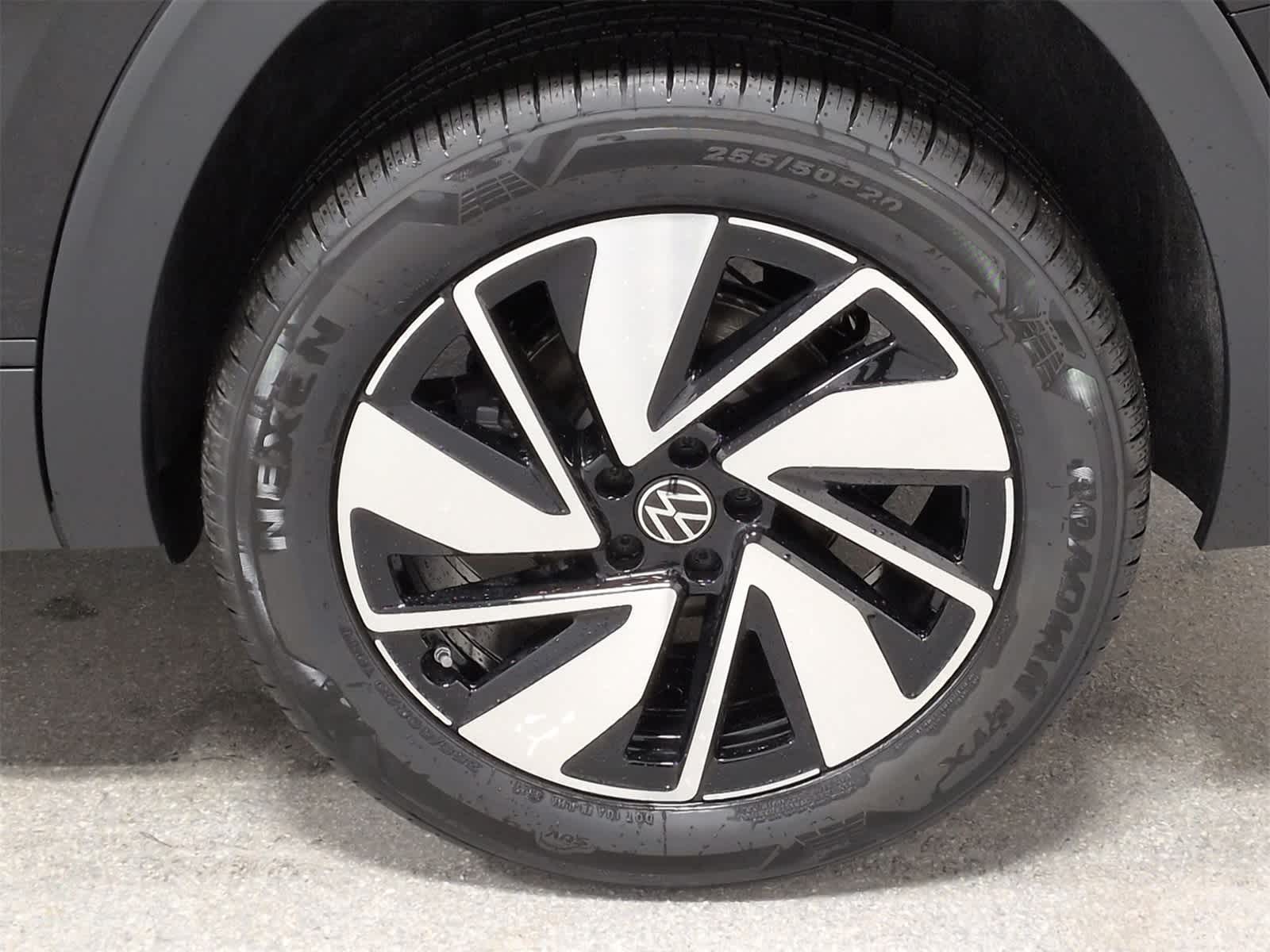 Thumbnail: 2026 Volkswagen Atlas - 14