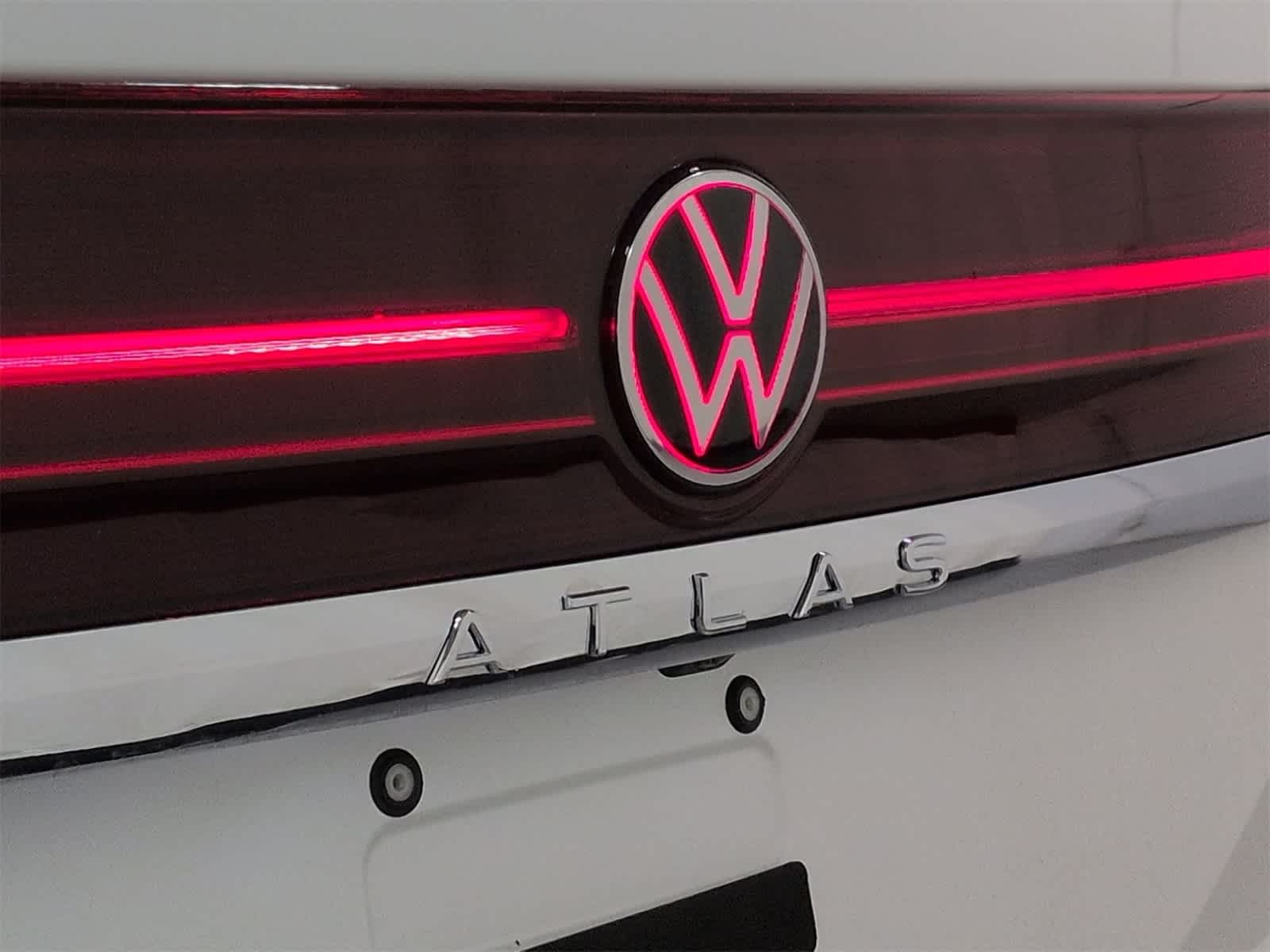 Thumbnail: 2026 Volkswagen Atlas - 13