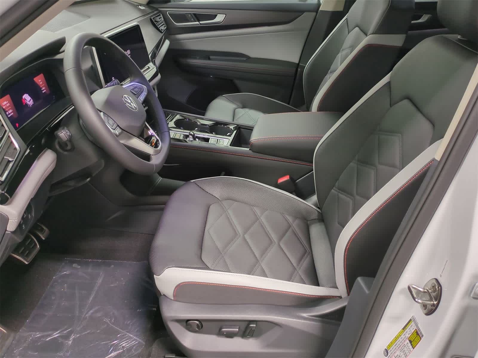 Thumbnail: 2026 Volkswagen Atlas - 17