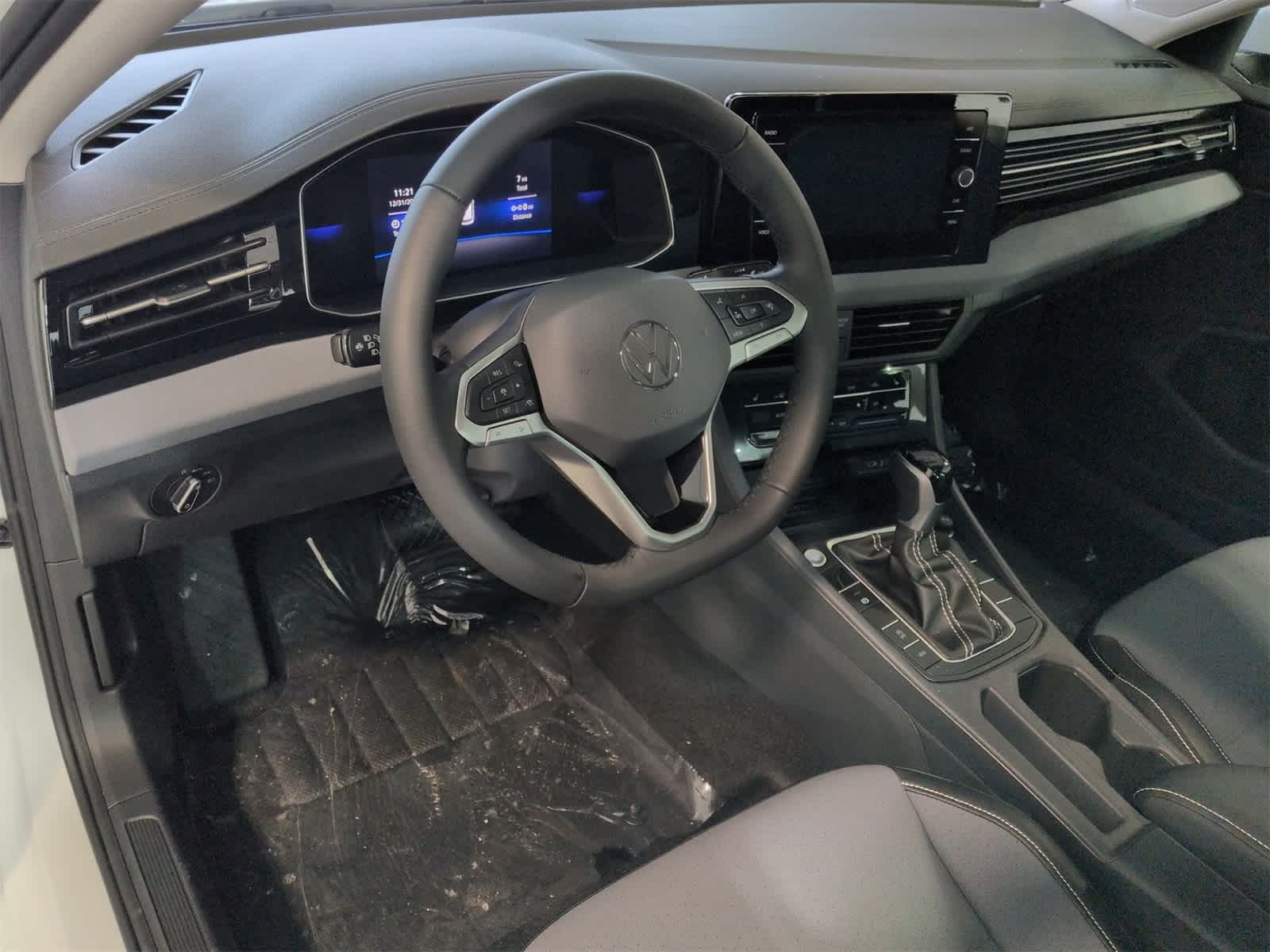 Thumbnail: 2026 Volkswagen Jetta - 10