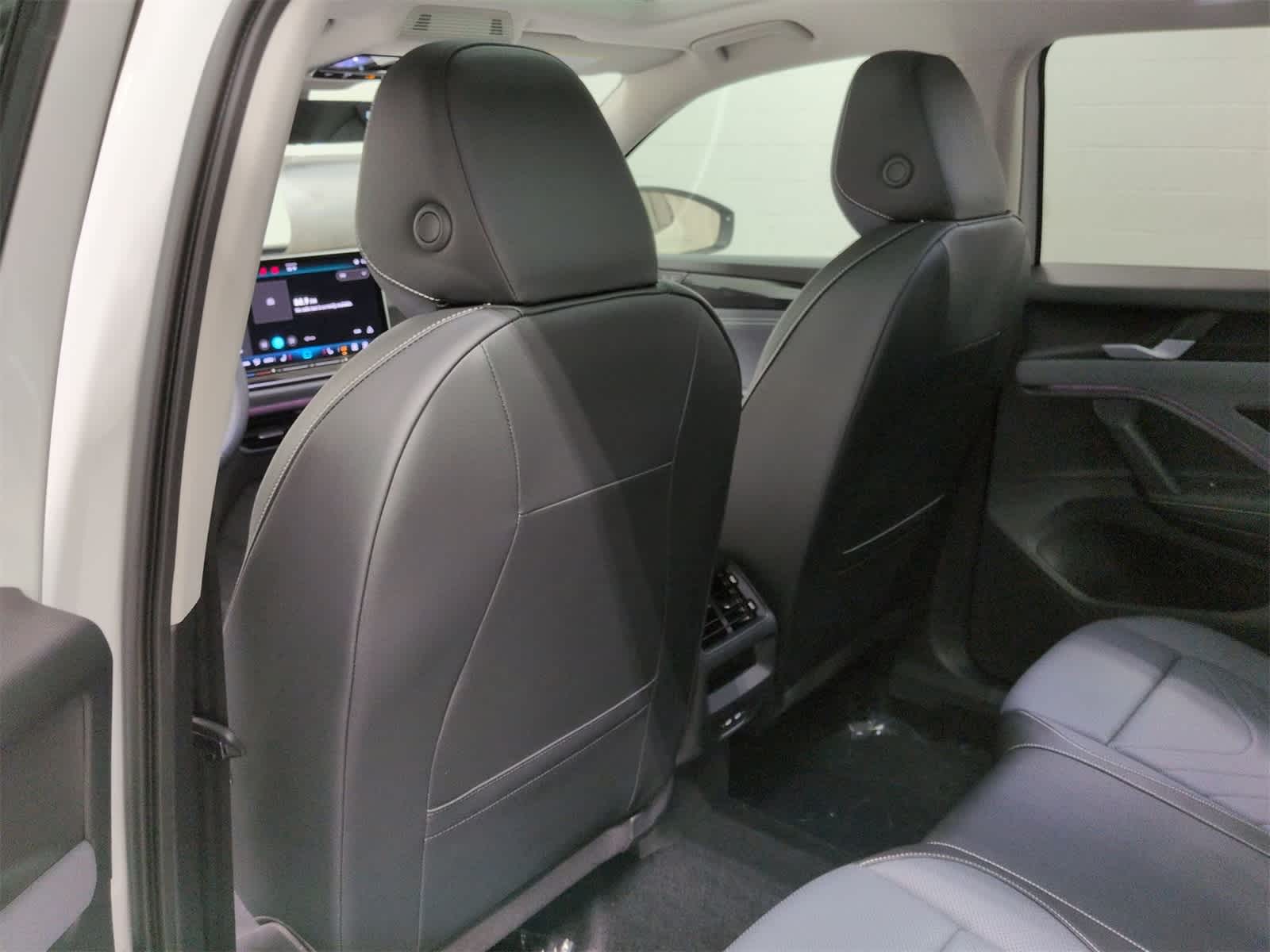 Thumbnail: 2026 Volkswagen Tiguan - 19