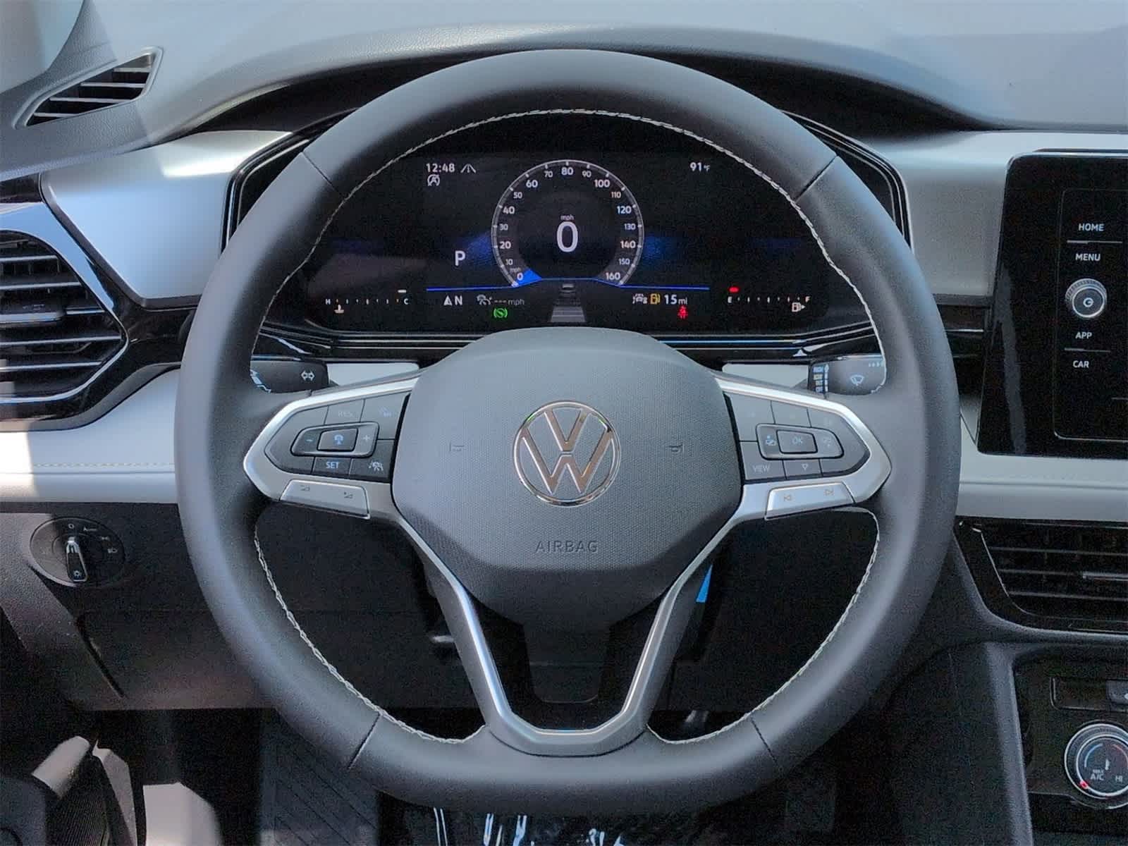 Thumbnail: 2025 Volkswagen Taos - 23