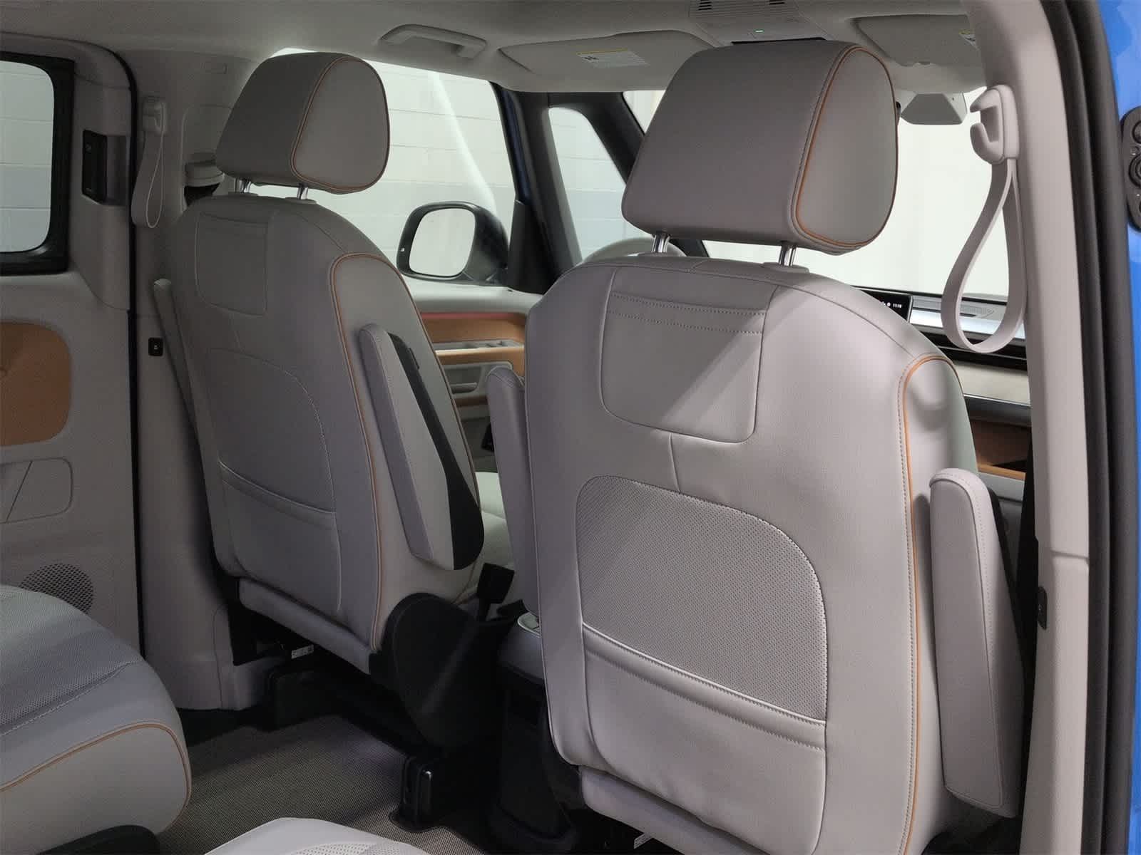 Thumbnail: 2025 Volkswagen ID.Buzz - 19