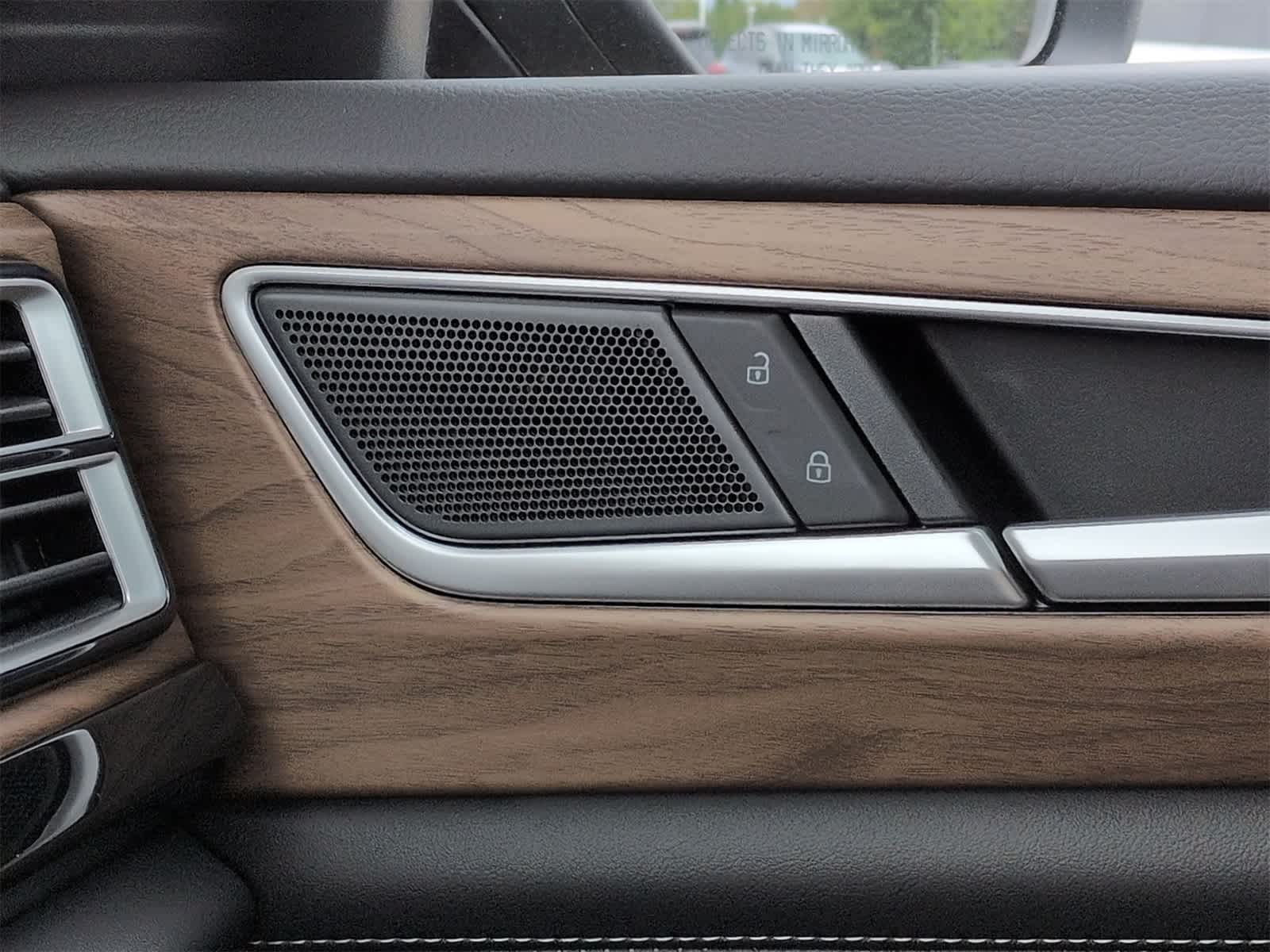 Thumbnail: 2026 Volkswagen Atlas - 30