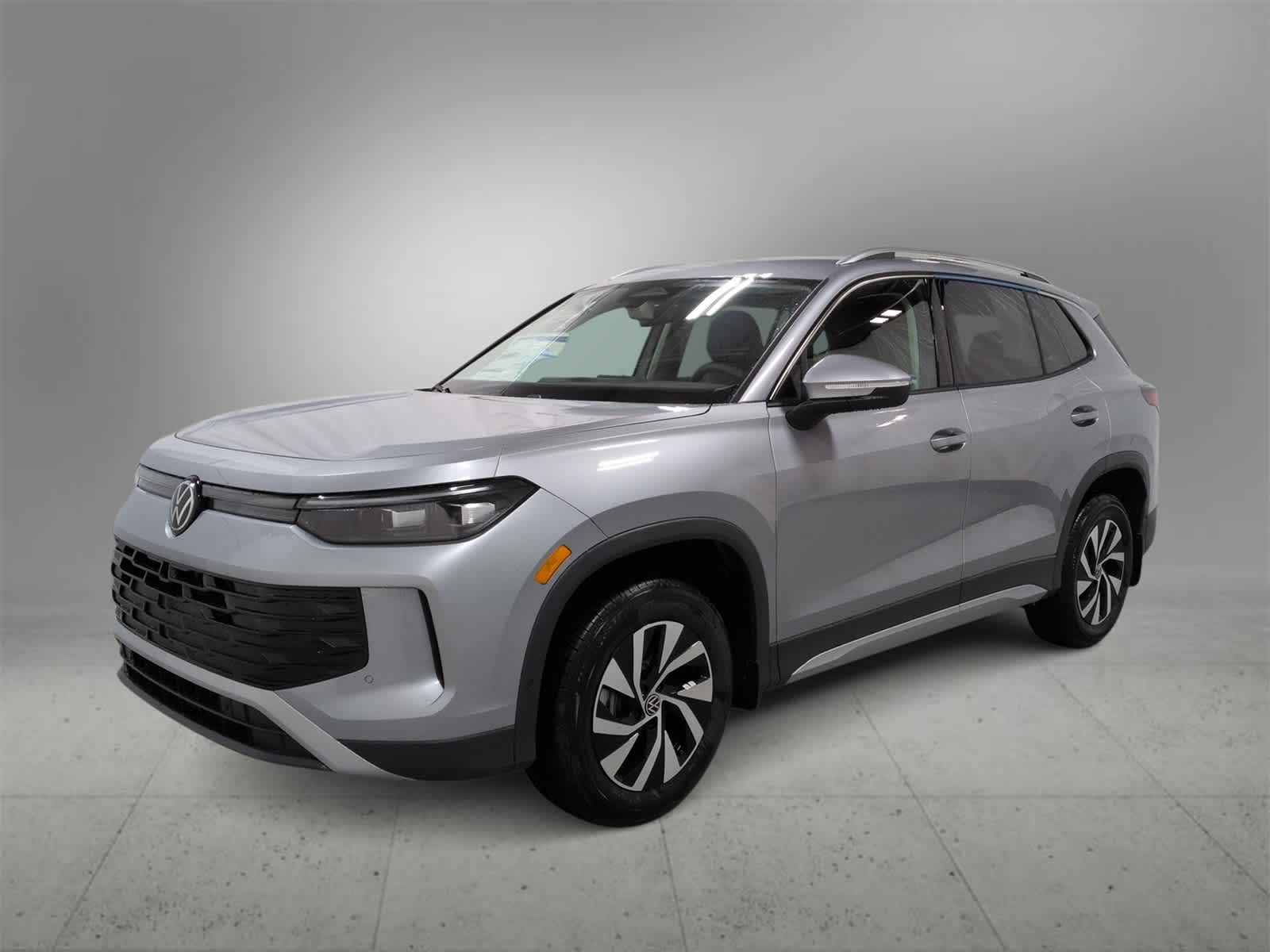 Thumbnail: 2026 Volkswagen Tiguan - 4