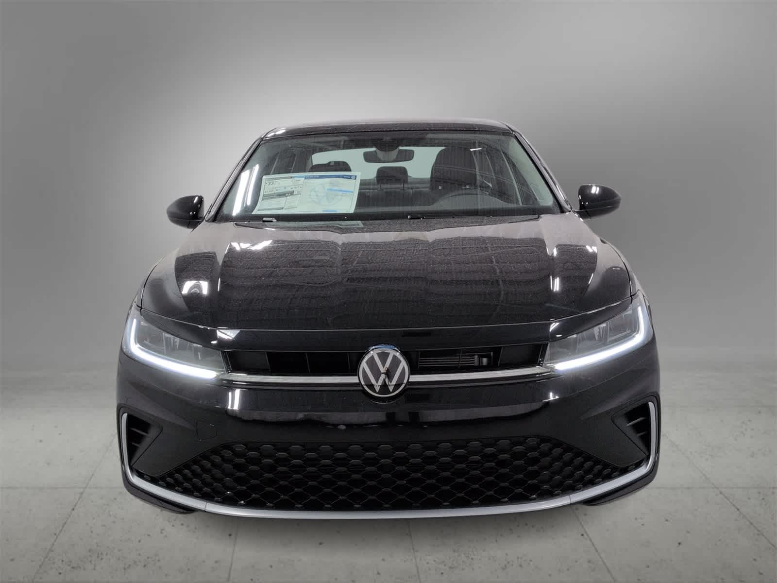 Thumbnail: 2025 Volkswagen Jetta - 3