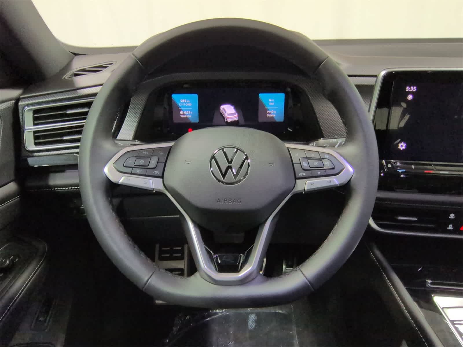 Thumbnail: 2026 Volkswagen Atlas - 25