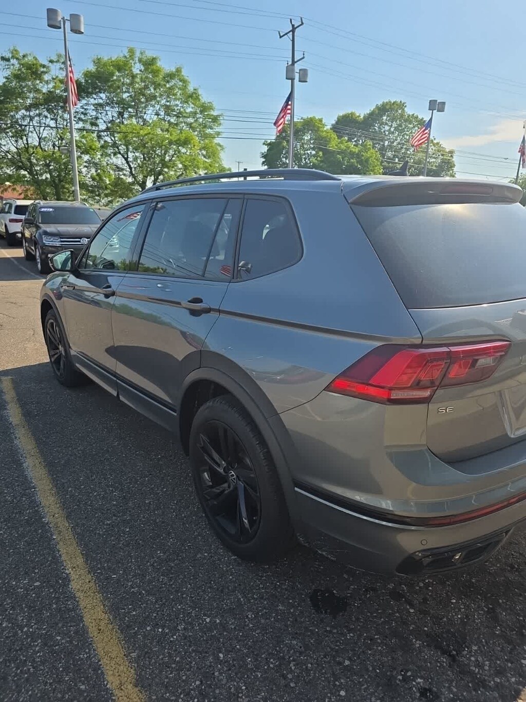 Used 2023 Volkswagen Tiguan 2.0T SE R-Line Black SUV