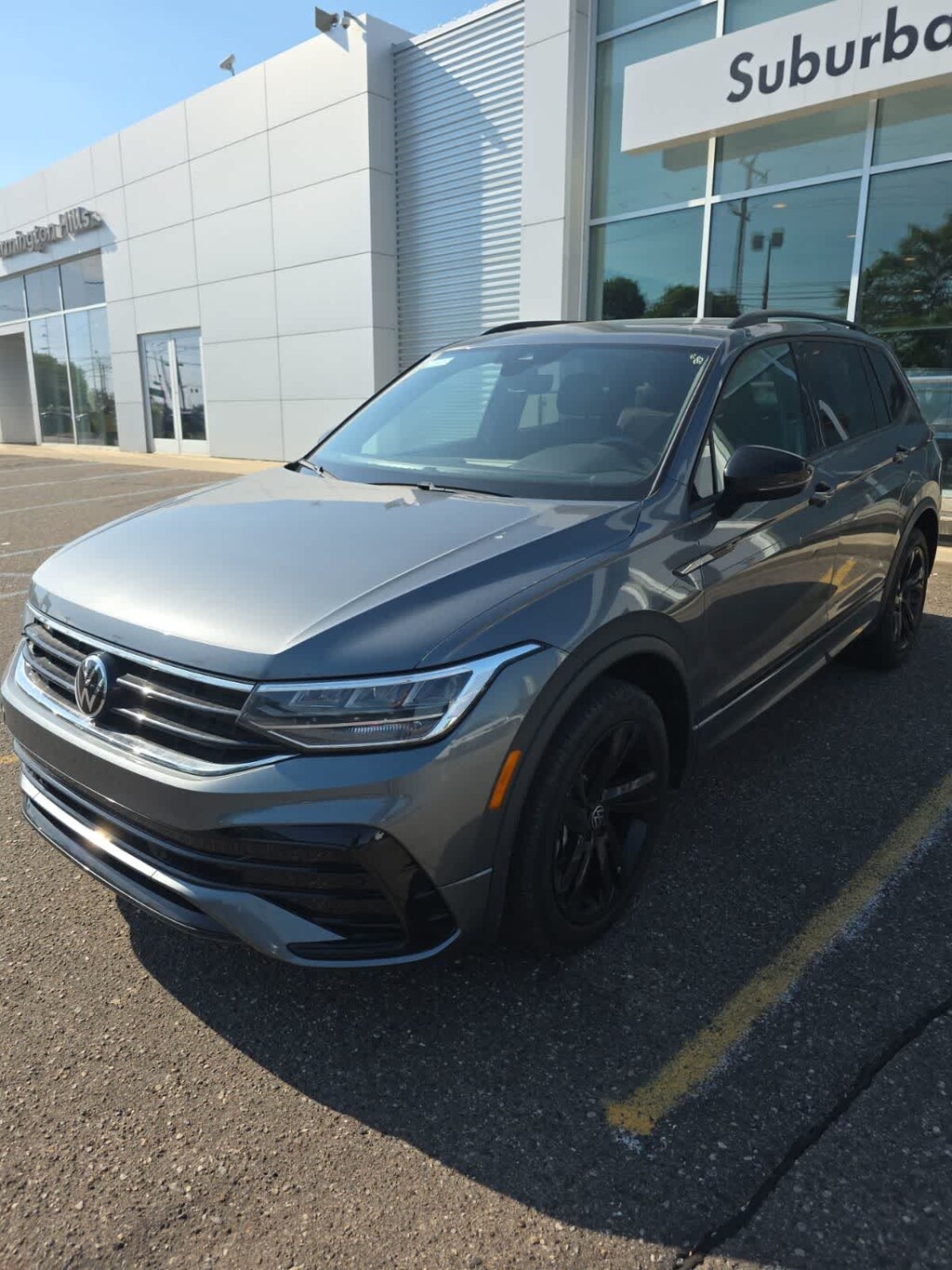 Used 2023 Volkswagen Tiguan 2.0T SE R-Line Black SUV