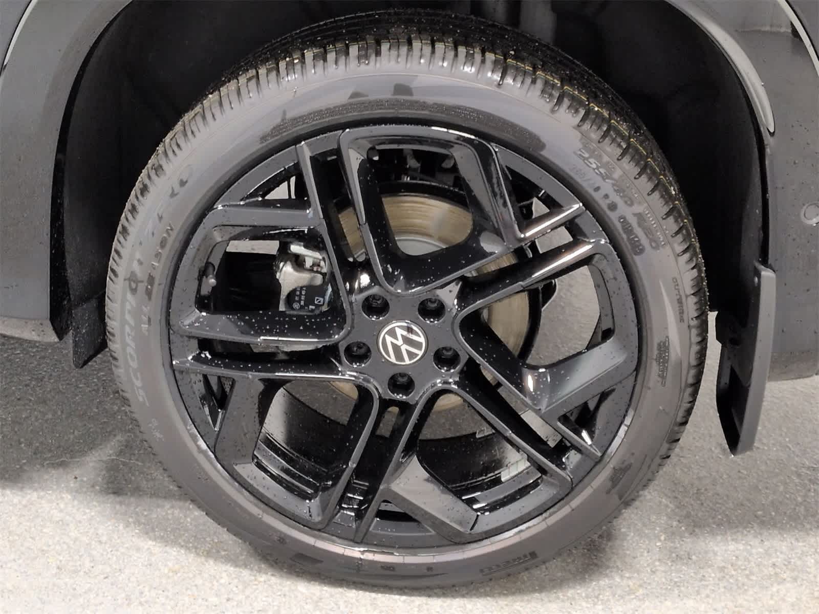 Thumbnail: 2026 Volkswagen Tiguan - 14