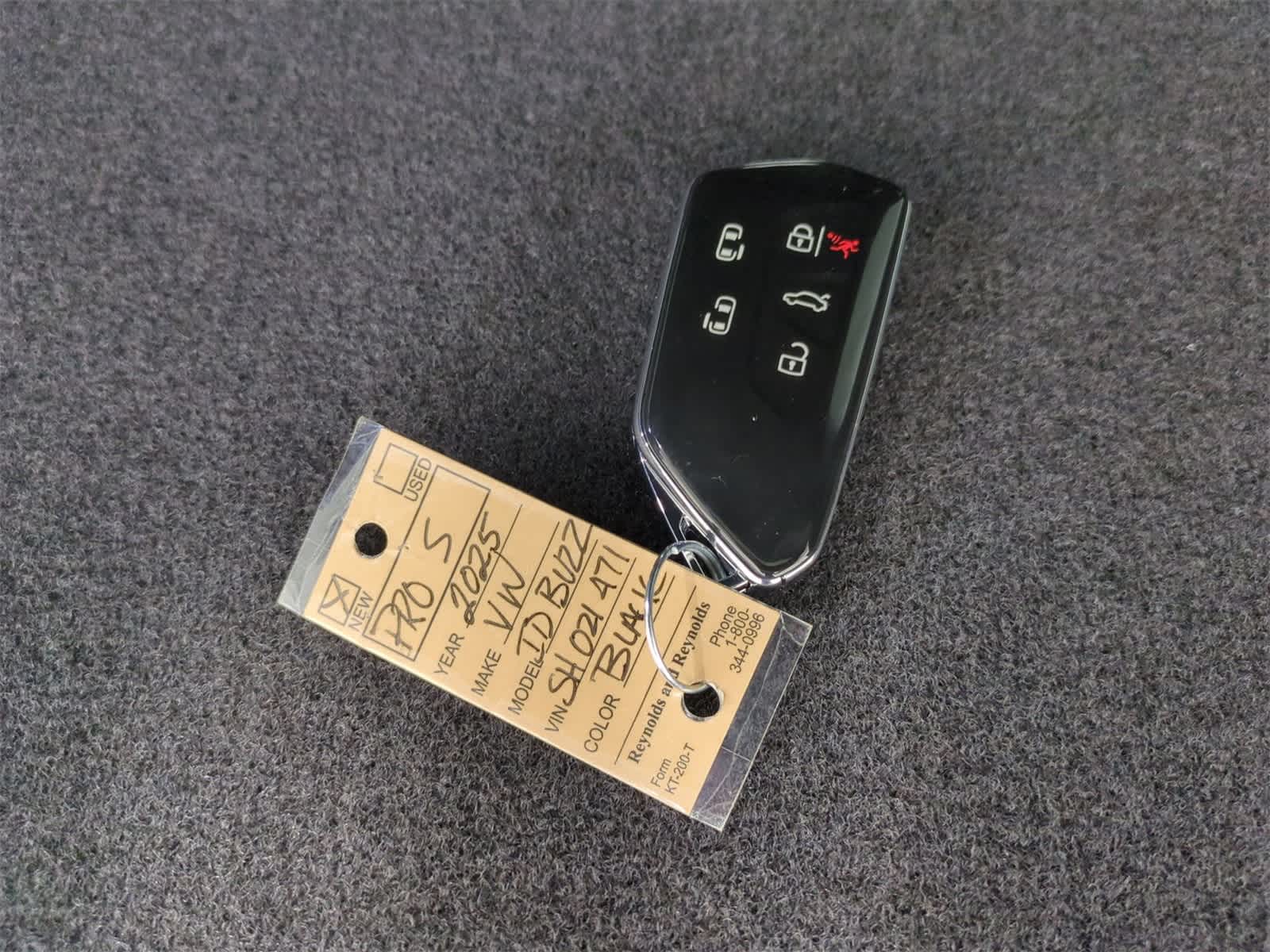 Thumbnail: 2025 Volkswagen ID.Buzz - 34