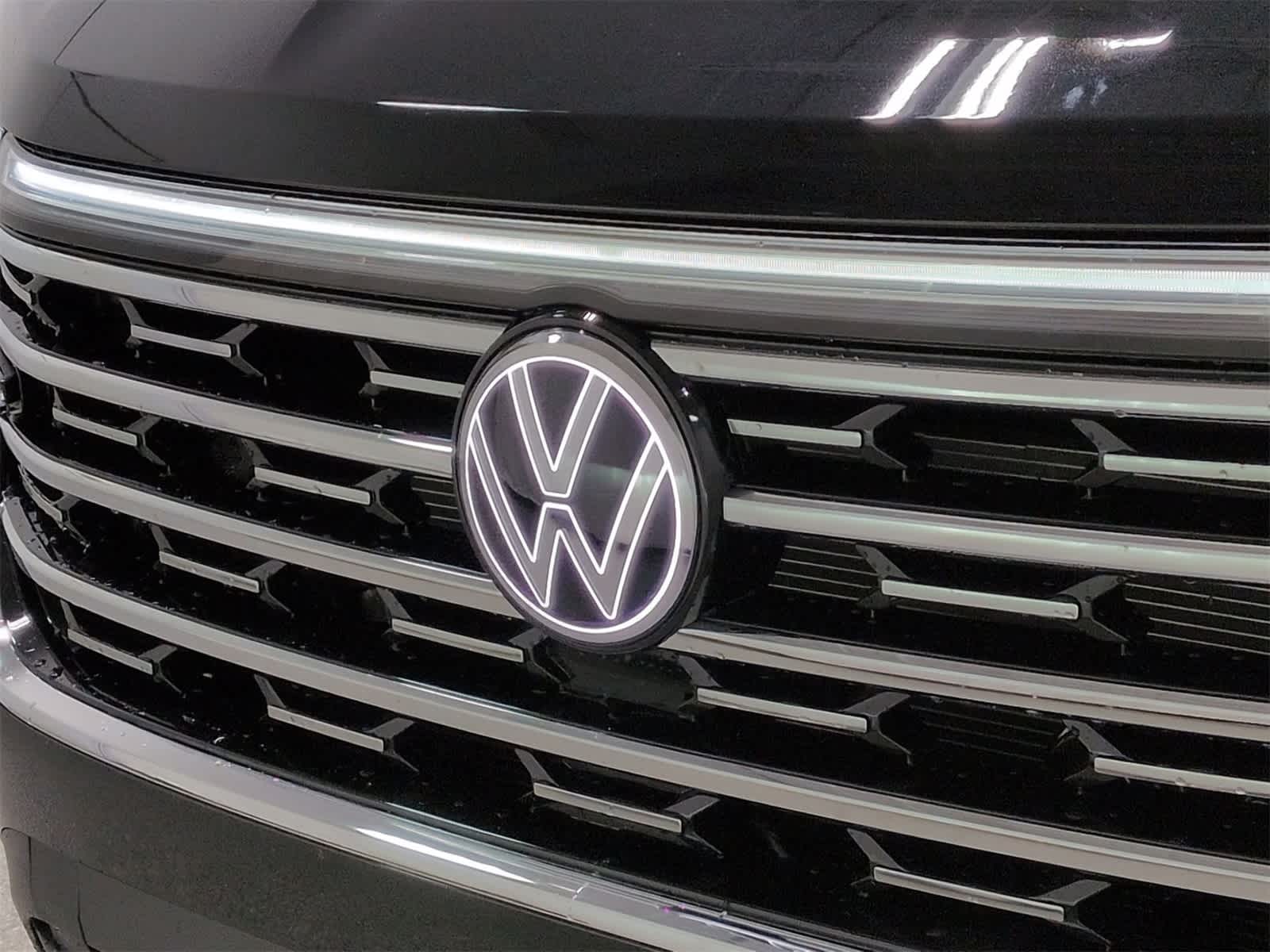 Thumbnail: 2026 Volkswagen Atlas - 12