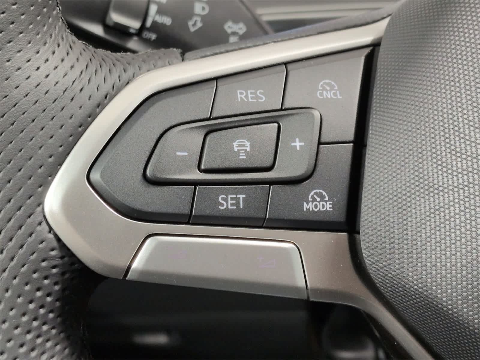 Thumbnail: 2026 Volkswagen Tiguan - 26