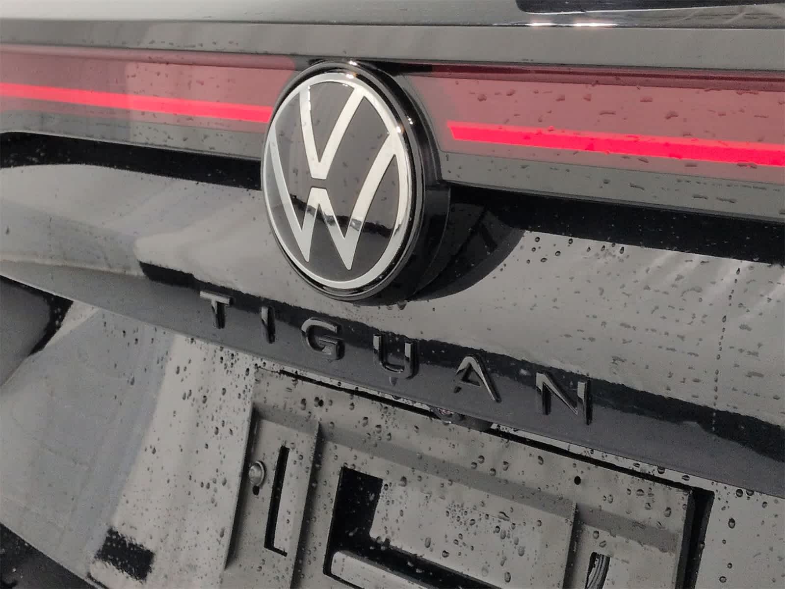 Thumbnail: 2026 Volkswagen Tiguan - 12