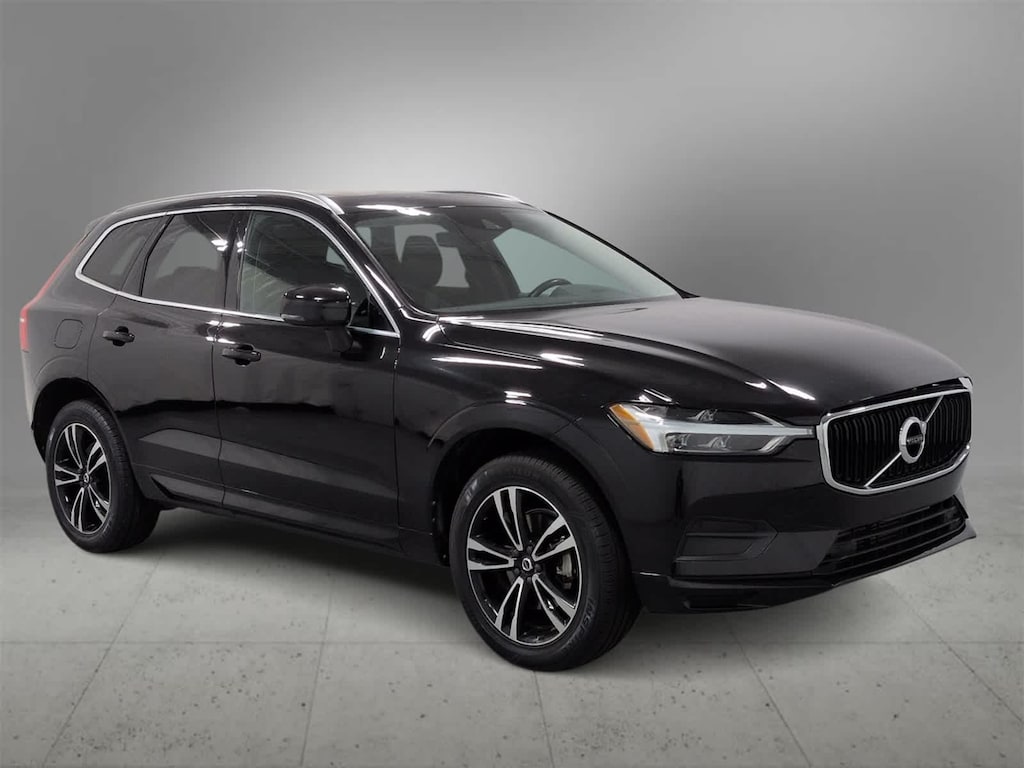 Used 2020 Volvo XC60 T5 Momentum SUV