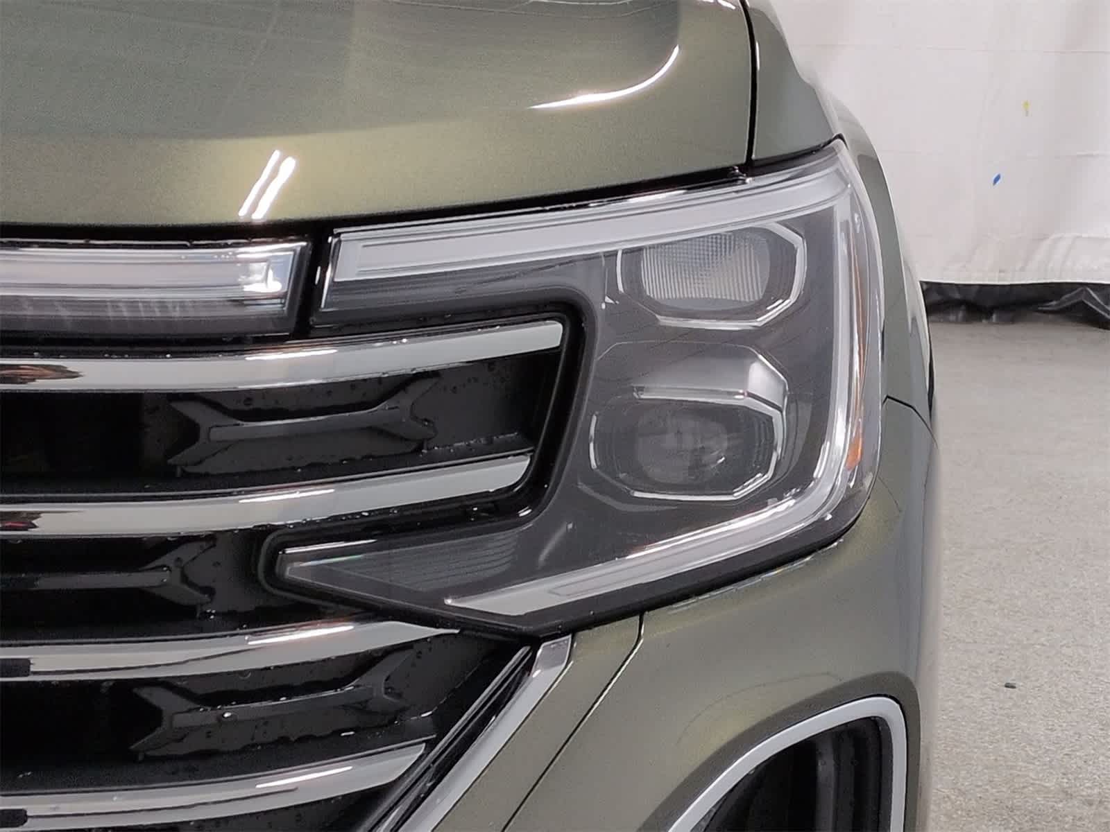 Thumbnail: 2026 Volkswagen Atlas - 11