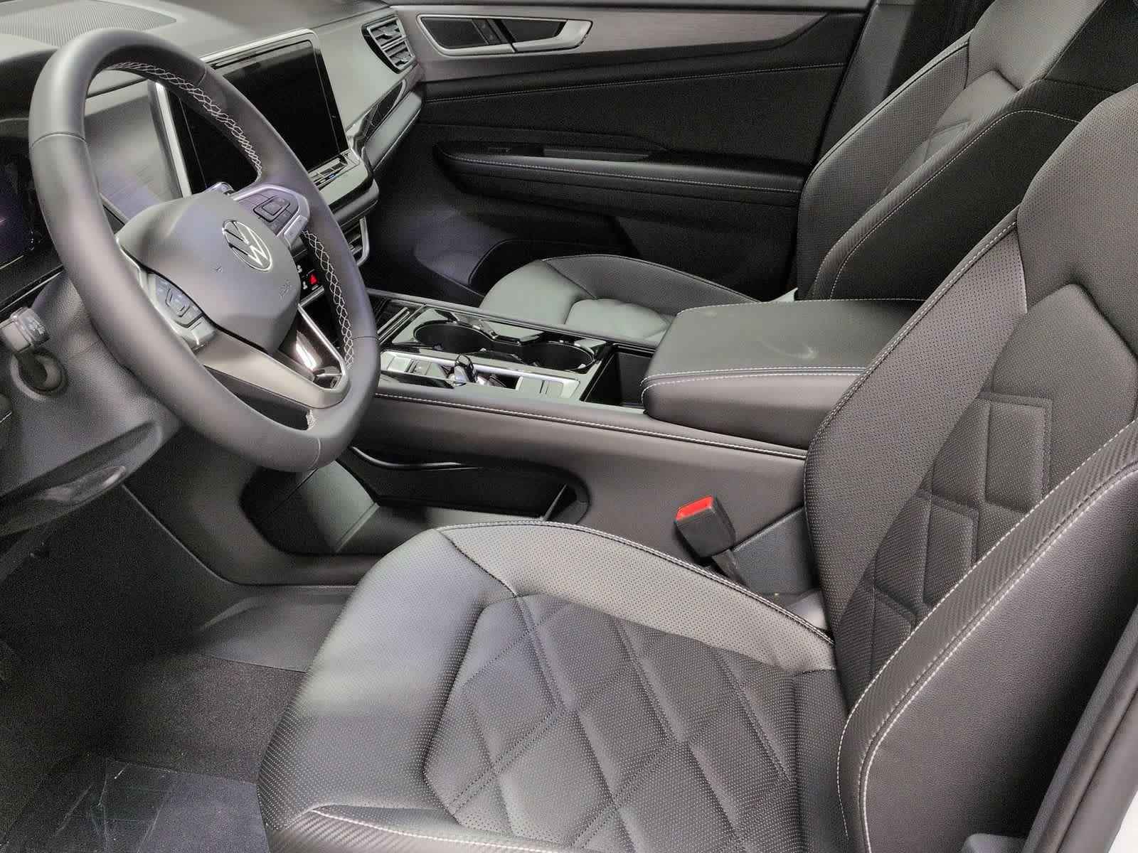 Thumbnail: 2026 Volkswagen Atlas - 16