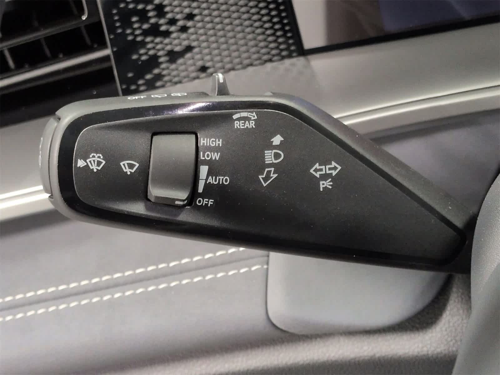 Thumbnail: 2026 Volkswagen Tiguan - 28