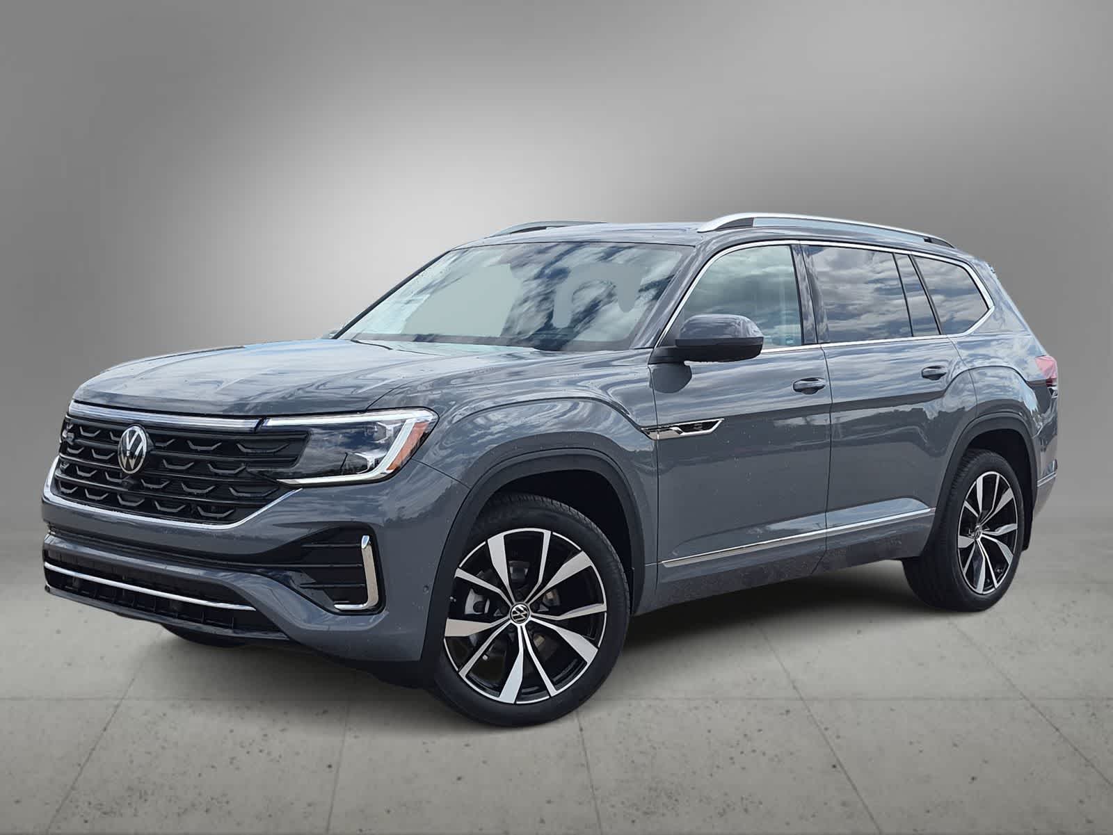 2026 Volkswagen Atlas 2.0T SEL Premium R-Line 4MOTION's photo