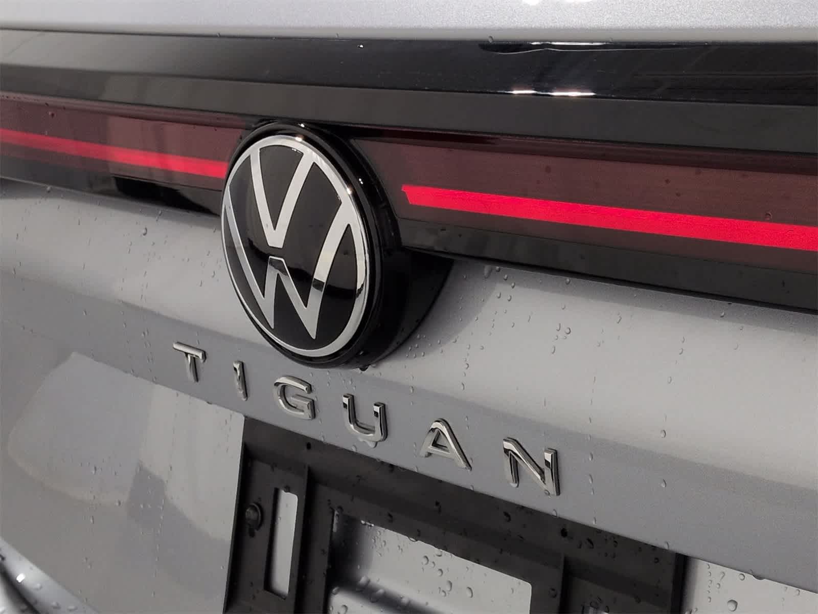 Thumbnail: 2026 Volkswagen Tiguan - 12