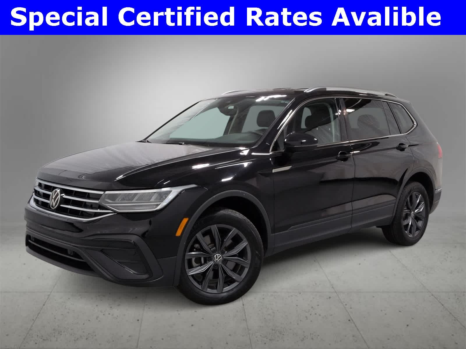 2022 Volkswagen Tiguan SE's photo