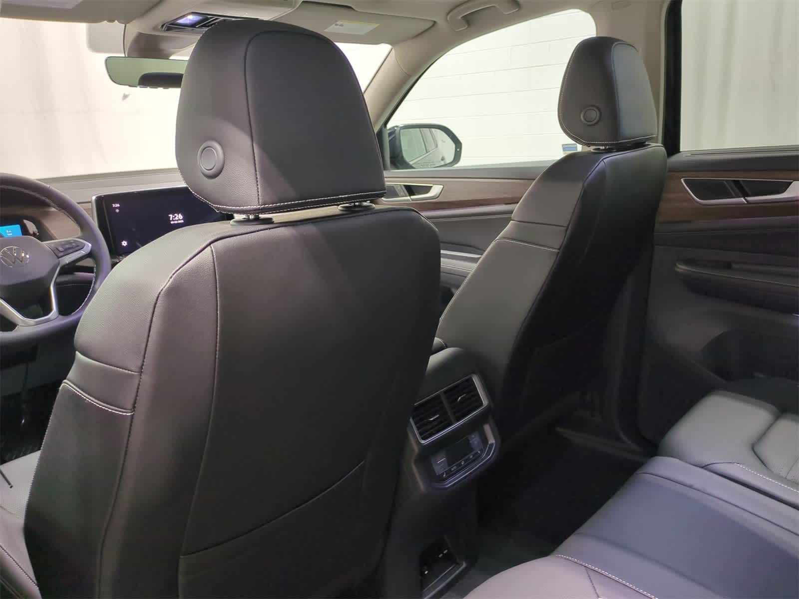 Thumbnail: 2026 Volkswagen Atlas - 19