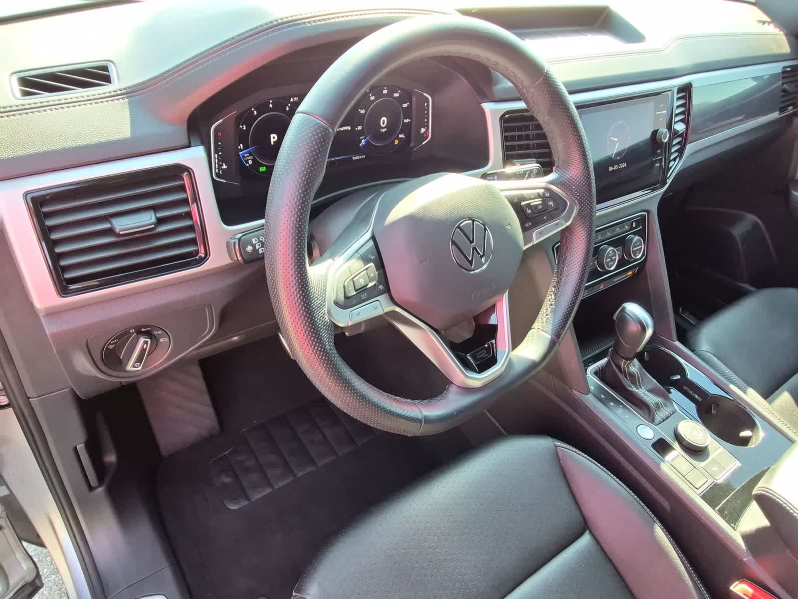 Thumbnail: 2023 Volkswagen Atlas - 10