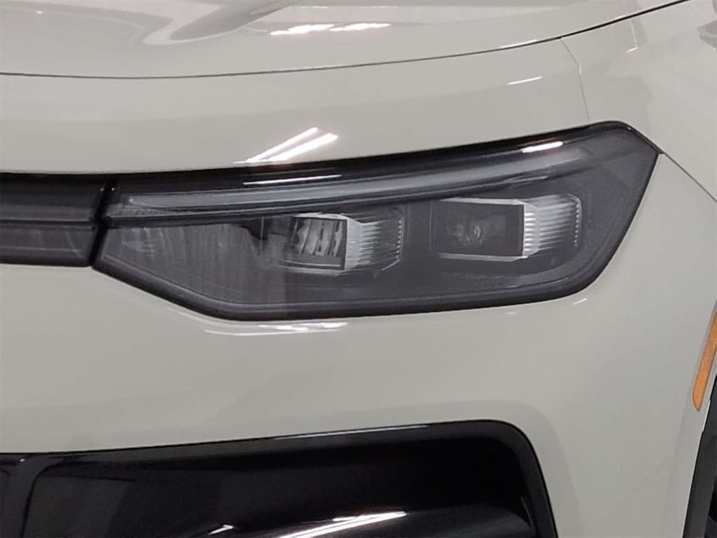 New 2026 Volkswagen Tiguan 2.0T SE R-Line Black SUV