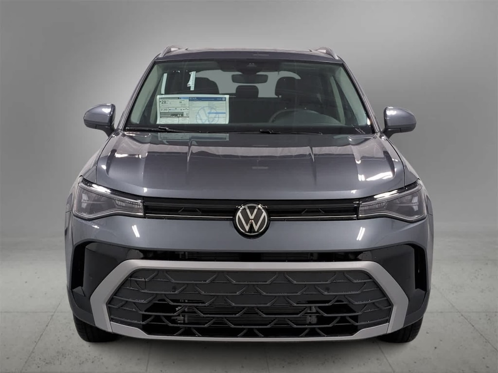 New 2025 Volkswagen Taos 1.5T SE SUV