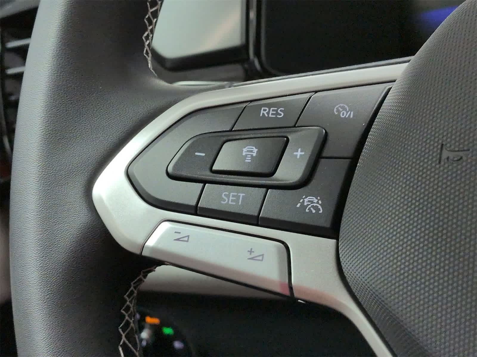 Thumbnail: 2025 Volkswagen Taos - 24