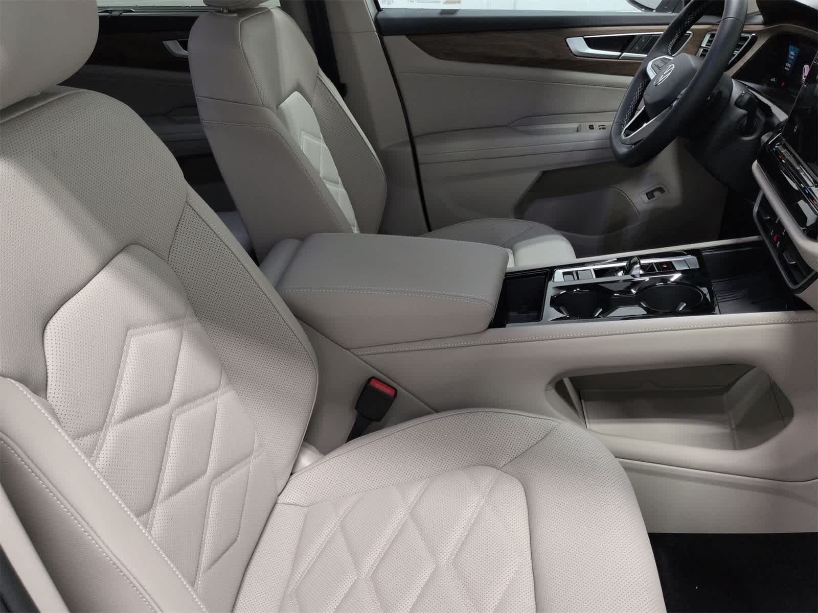 Thumbnail: 2026 Volkswagen Atlas - 22