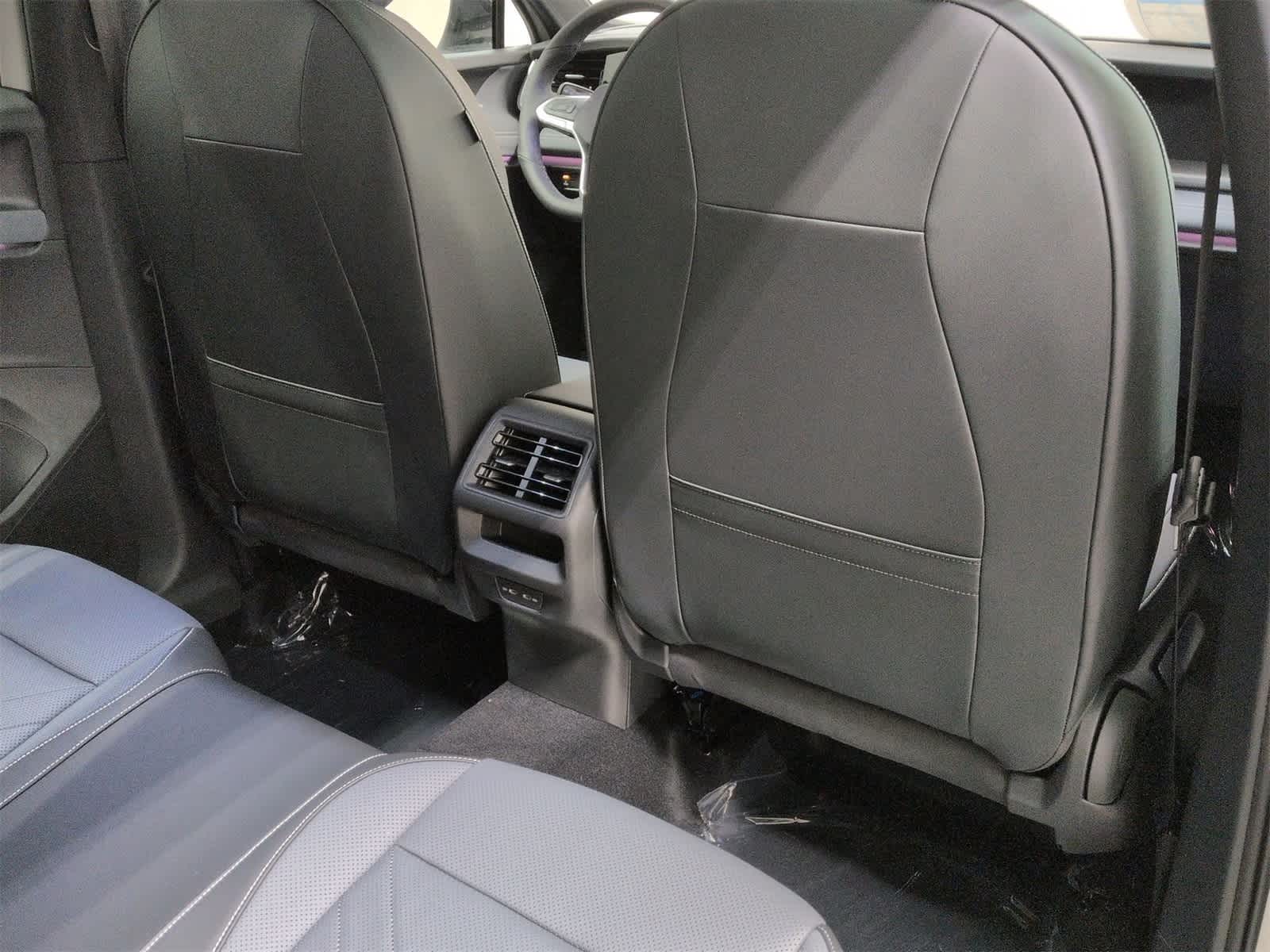 Thumbnail: 2026 Volkswagen Tiguan - 19