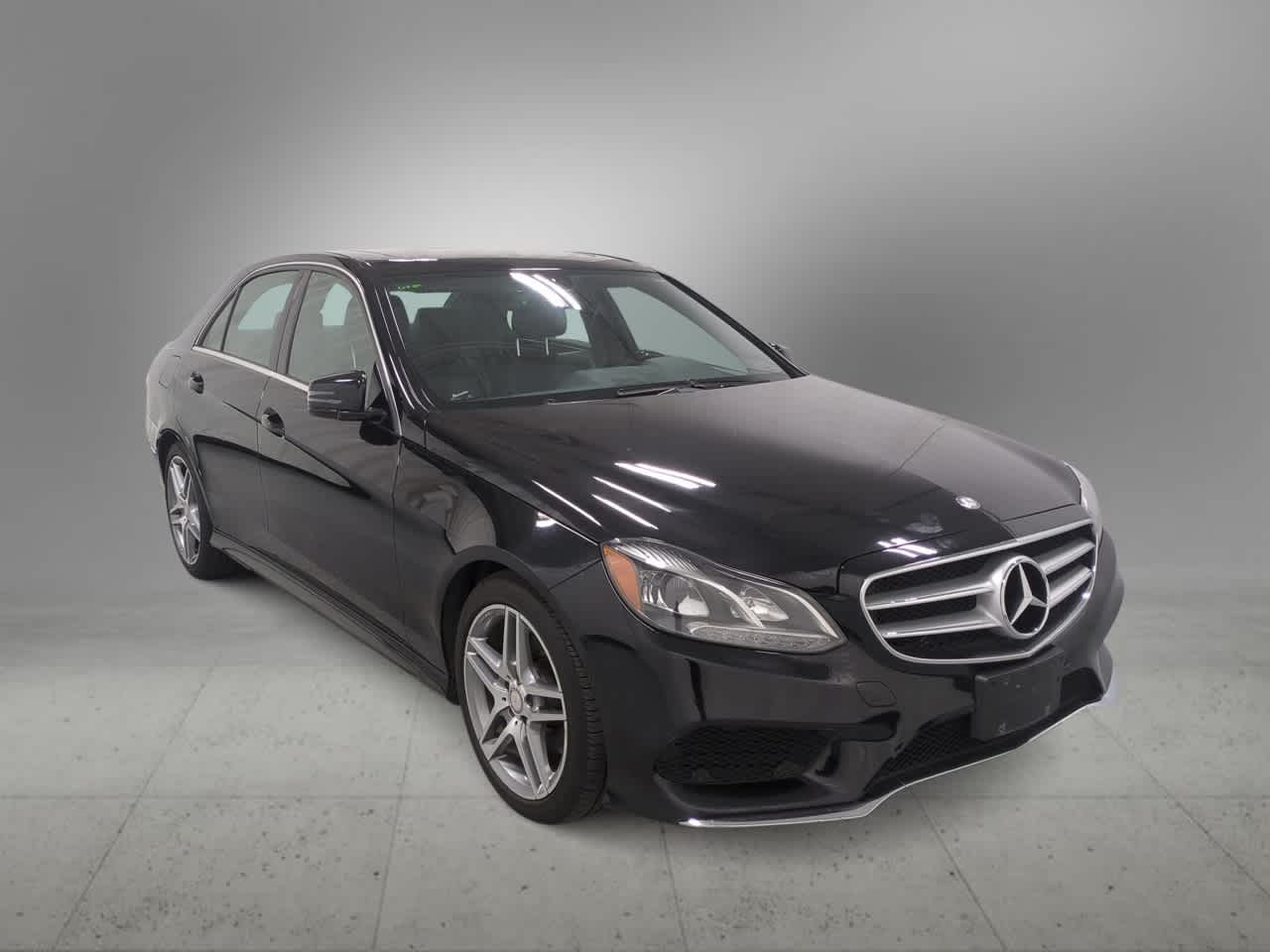 Used 2014 Mercedes-Benz E-Class E350 Luxury with VIN WDDHF8JB7EA774415 for sale in Farmington, MI