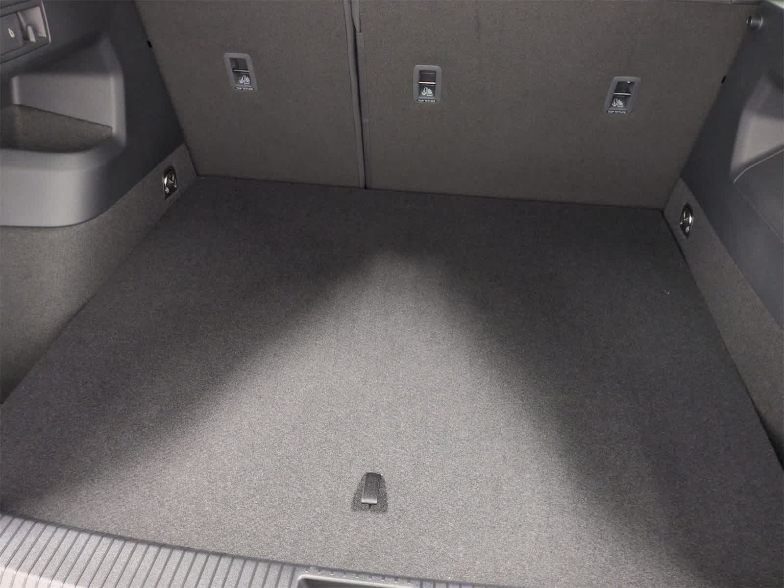 Thumbnail: 2026 Volkswagen Tiguan - 34