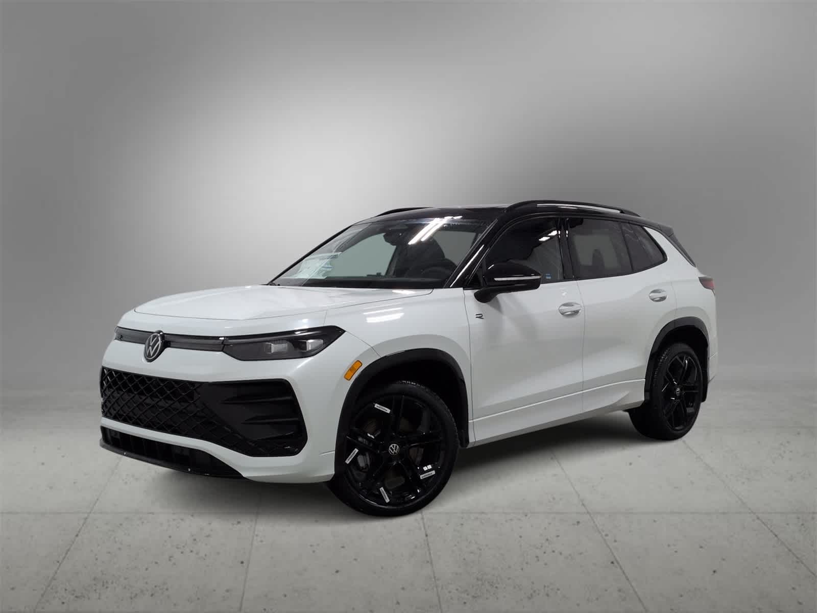 Thumbnail: 2026 Volkswagen Tiguan - 1