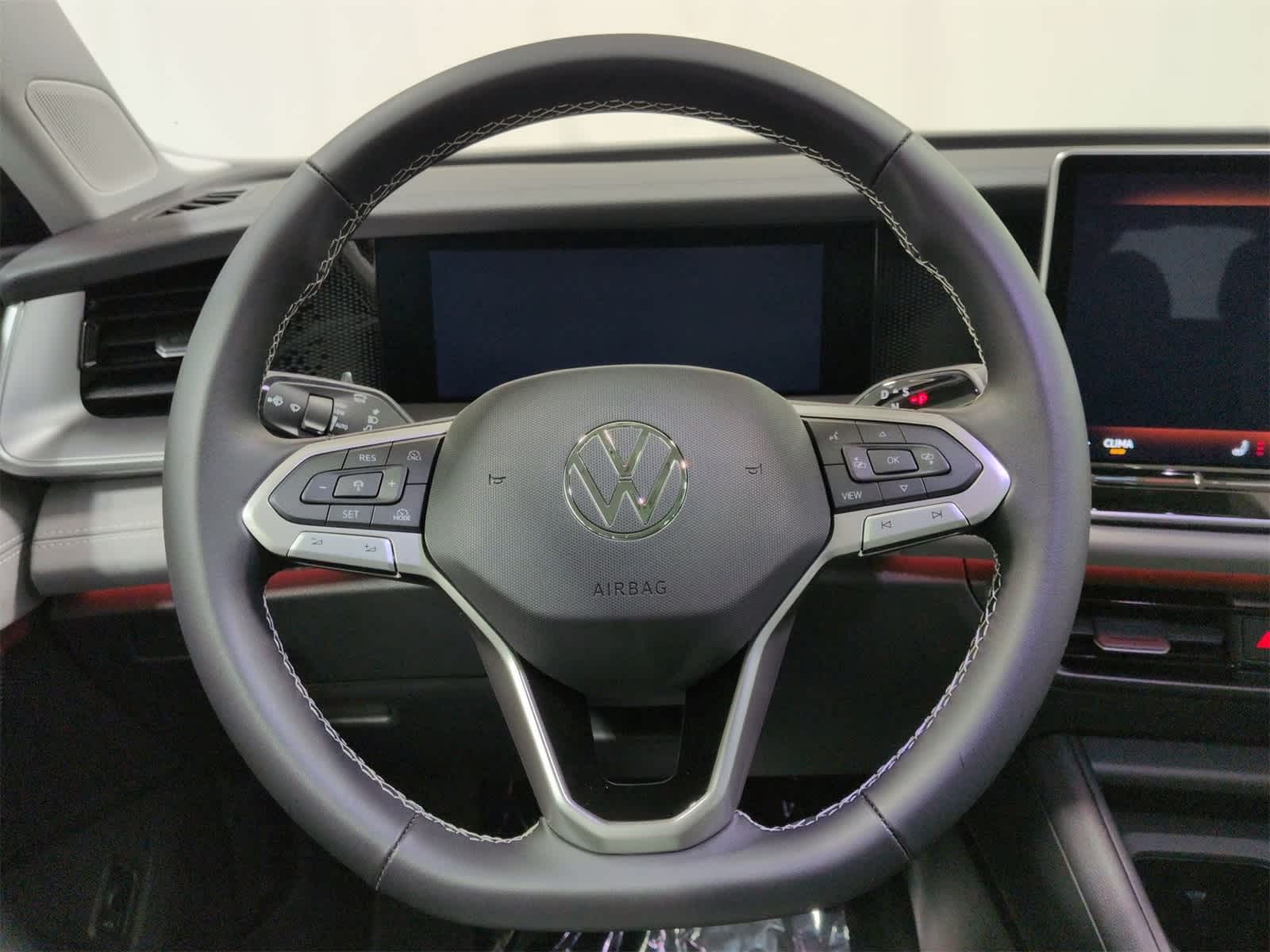 Thumbnail: 2026 Volkswagen Tiguan - 25