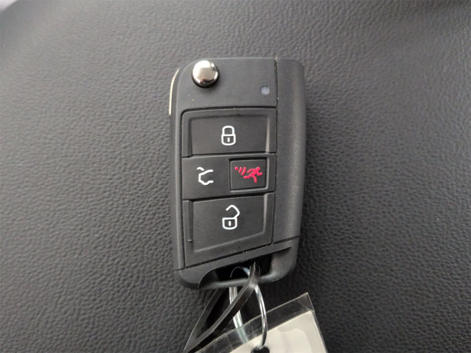 Thumbnail: 2026 Volkswagen Jetta - 35