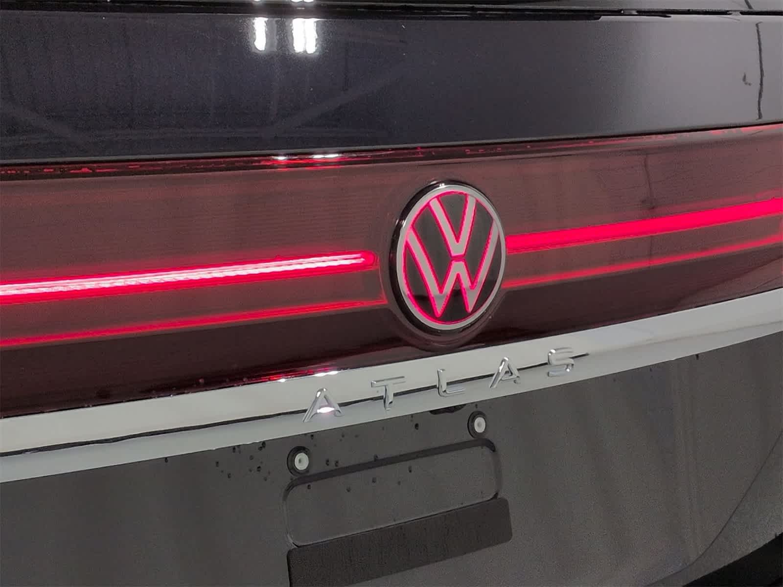 Thumbnail: 2026 Volkswagen Atlas - 13