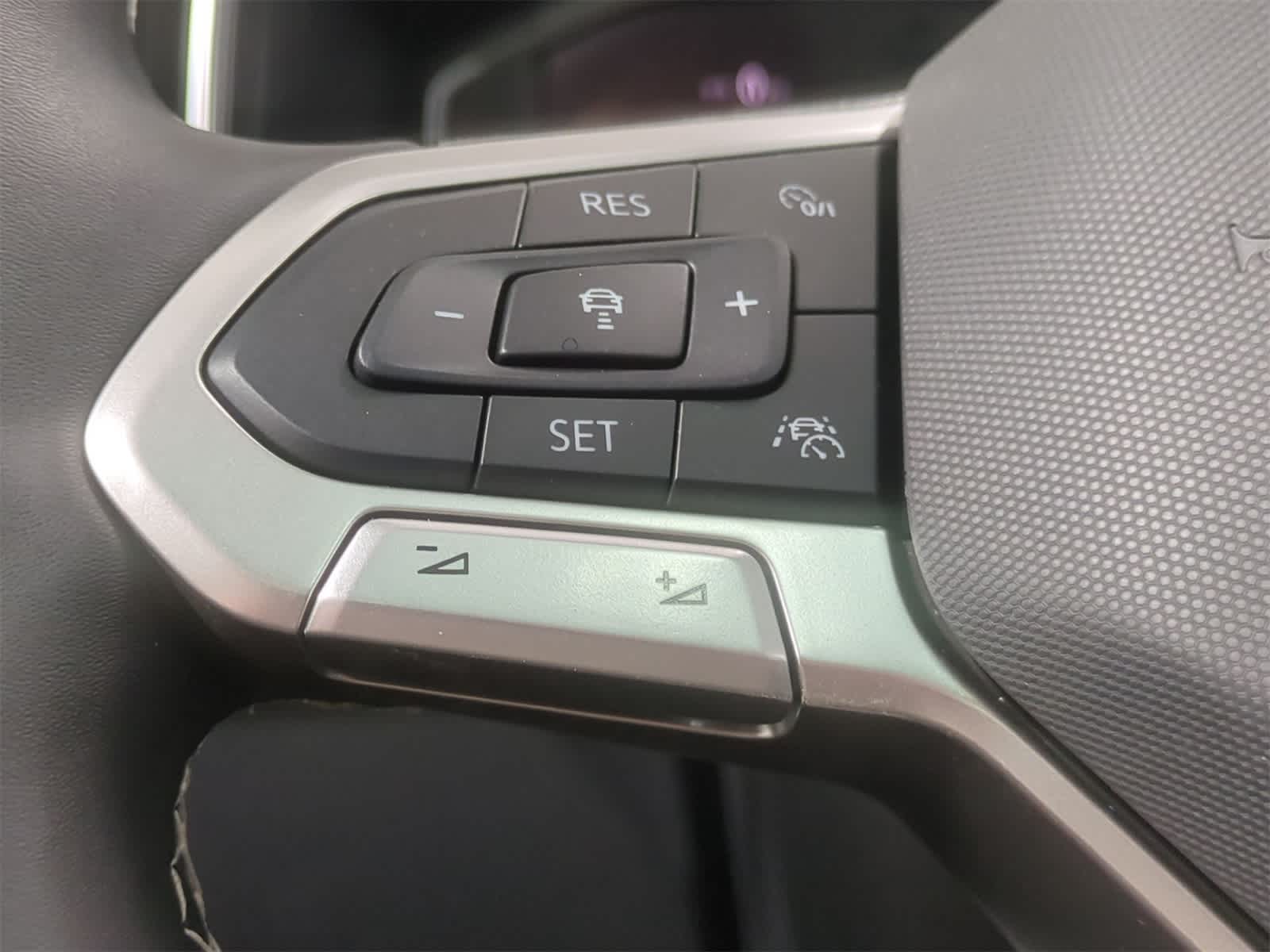 Thumbnail: 2025 Volkswagen Taos - 26