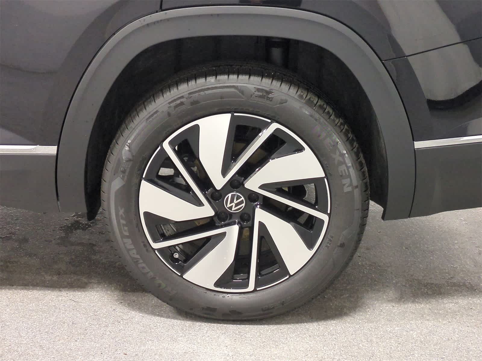 Thumbnail: 2026 Volkswagen Atlas - 15