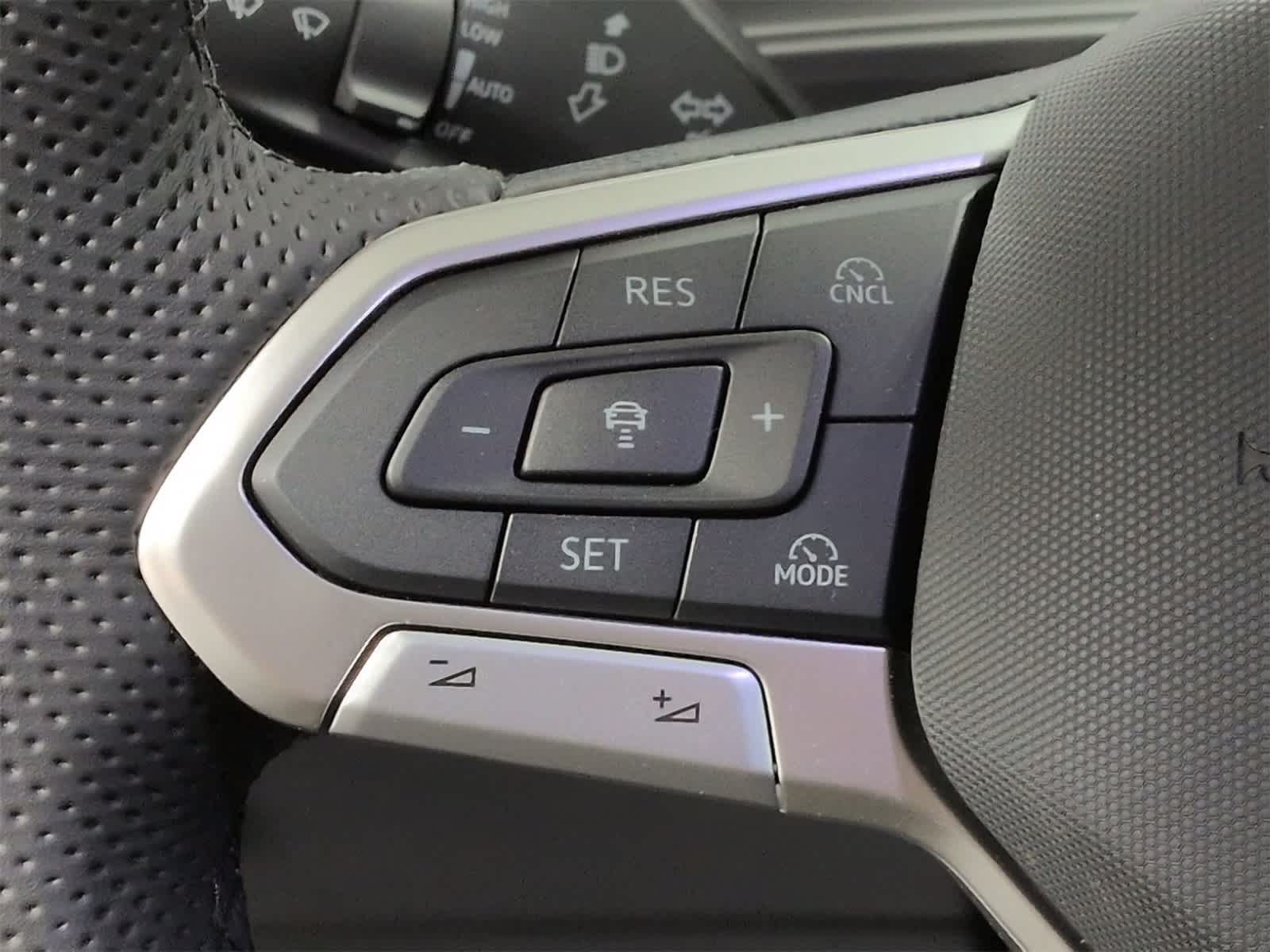 Thumbnail: 2026 Volkswagen Tiguan - 26