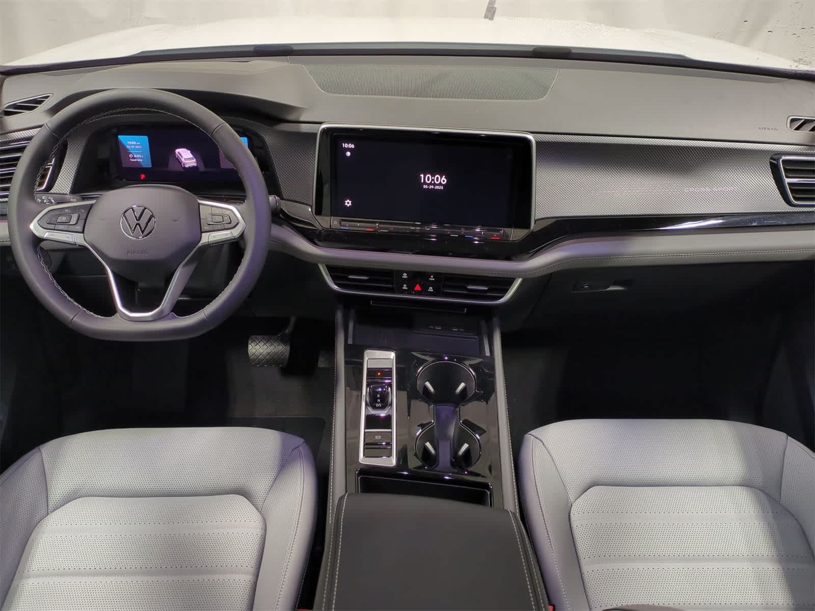 2025 Volkswagen Atlas SEL 16