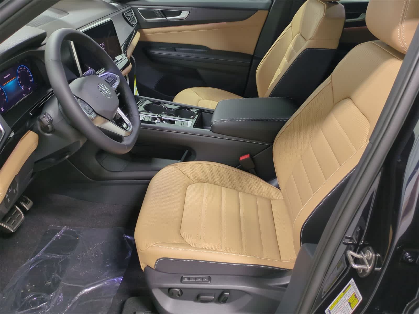 Thumbnail: 2026 Volkswagen Atlas - 16