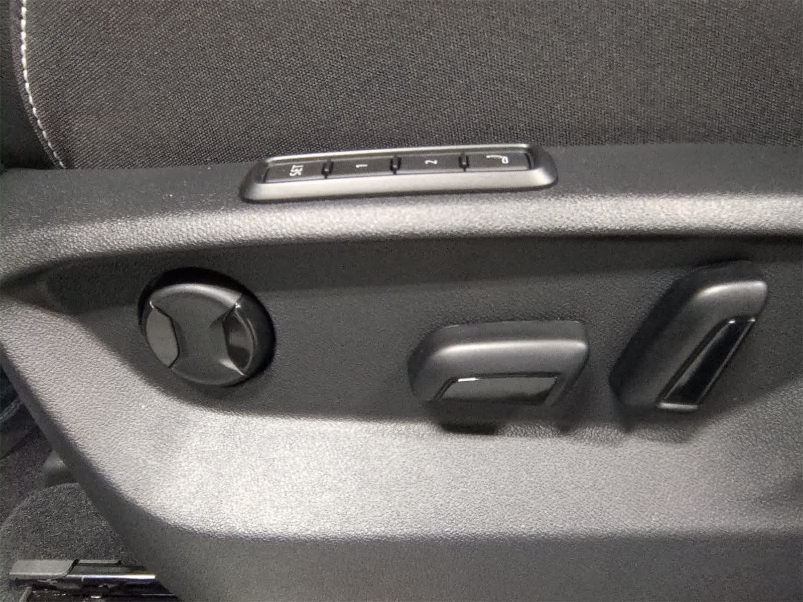 Thumbnail: 2026 Volkswagen Atlas - 18