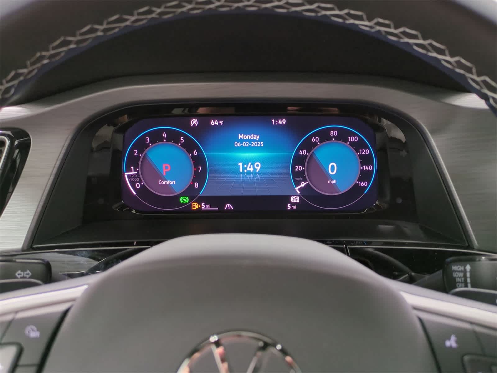 2025 Volkswagen Atlas SE 33