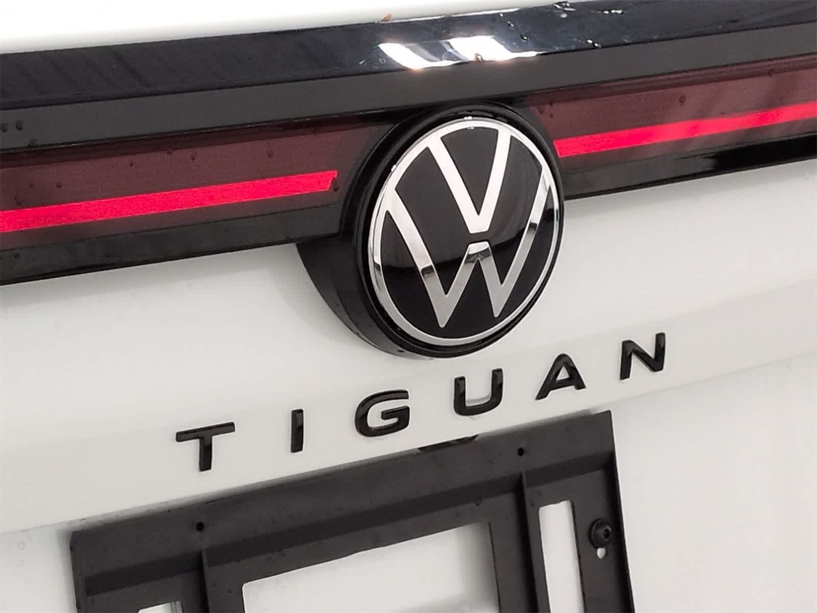 Thumbnail: 2026 Volkswagen Tiguan - 13