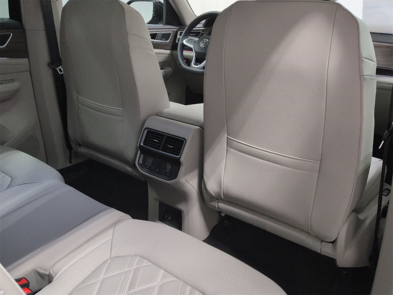 Thumbnail: 2026 Volkswagen Atlas - 19