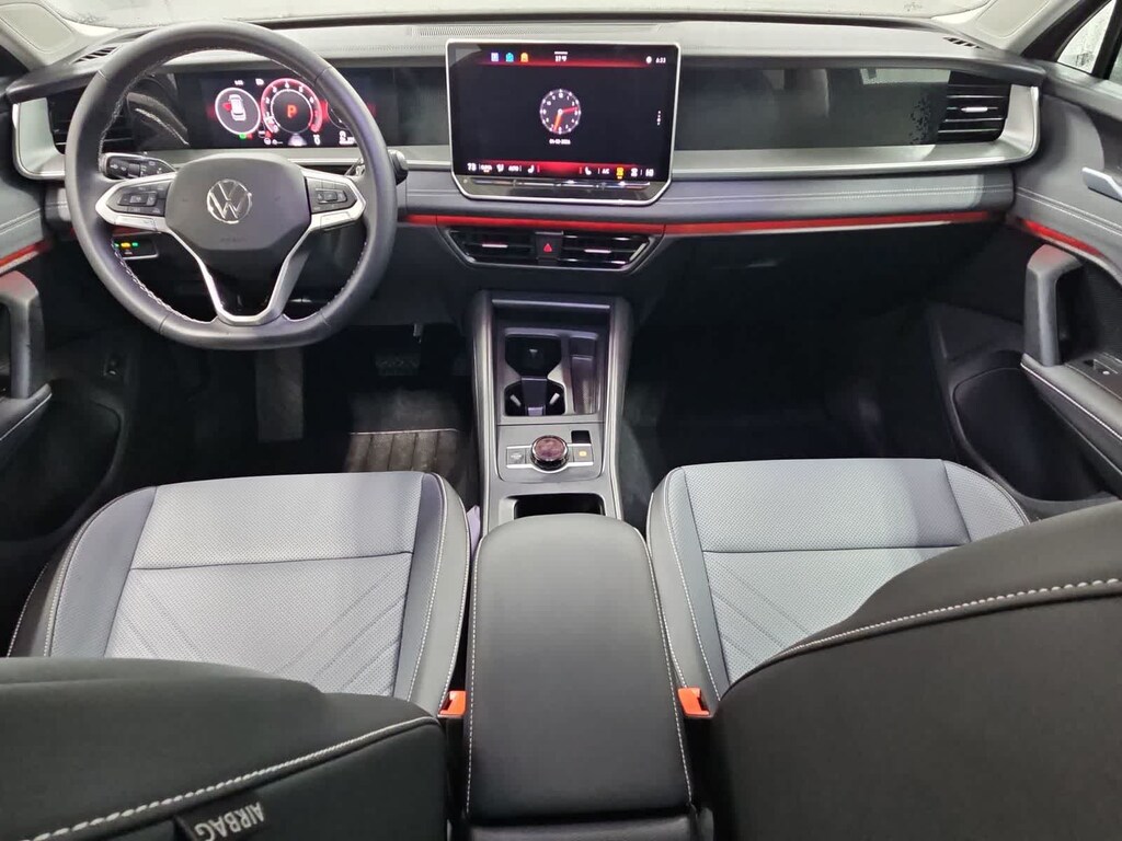 Certified 2025 Volkswagen Tiguan 2.0T SE SUV