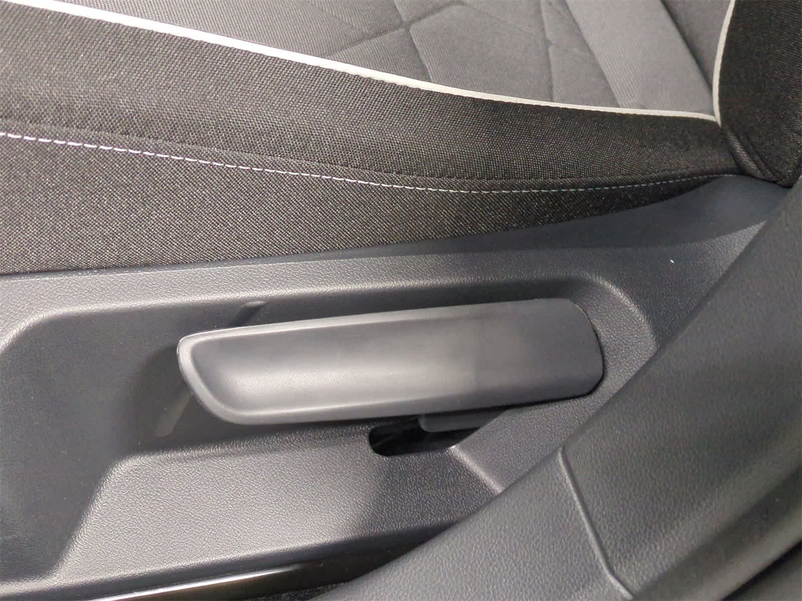 Thumbnail: 2026 Volkswagen Jetta - 9